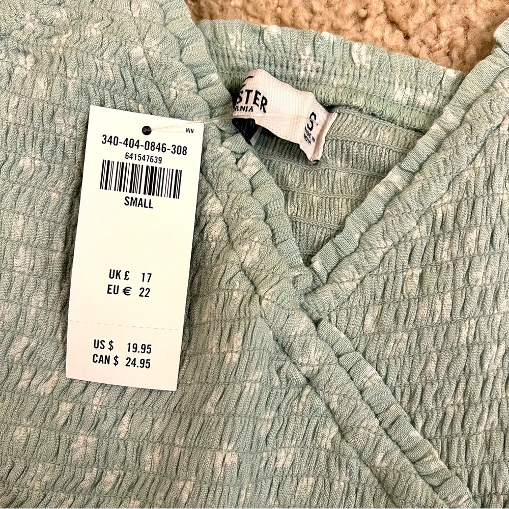 hollister mint green floral smocked cropped cami top - Picture 4 of 4